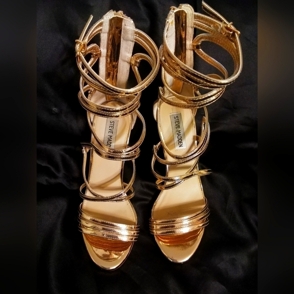 Rose Gold Steve Madden gladiators Heels  Size 7